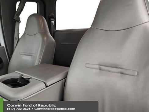 Used 2006 Ford F250 XL image 10