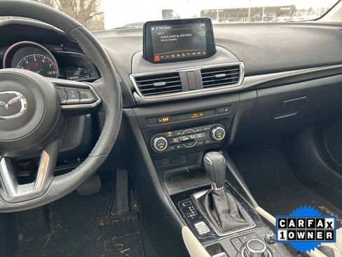 Used 2018 MAZDA MAZDA3 Grand Touring image 14