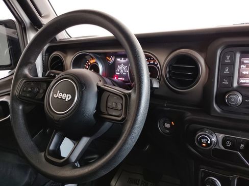 Used 2020 Jeep Wrangler Unlimited Sport AWD/4WD image 27