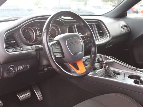 Used 2020 Dodge Challenger R/T Scat Pack RWD image 10