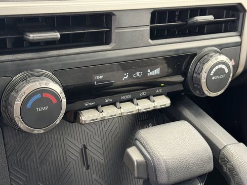 Used 2025 Toyota 4Runner SR5 RWD image 20