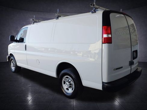 Used 2023 Chevrolet Express 2500 w/ Driver Convenience Package RWD image 3