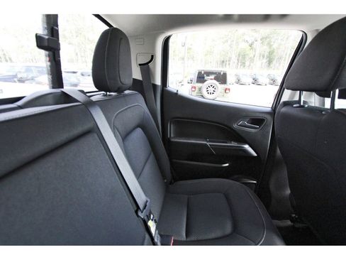 Used 2017 Chevrolet Colorado LT w/ Midnight Edition RWD image 14