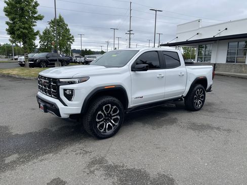 New 2025 GMC Canyon AT4 w/ Nightfall Edition AWD/4WD image 75