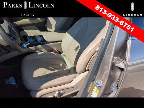 Certified 2021 Lincoln Nautilus Reserve image 18