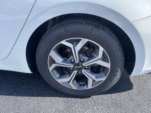 Used 2020 Kia Forte LXS FWD image 7