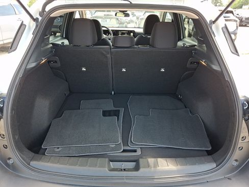 Certified 2025 Nissan Kicks SV w/ Charging Package FWD image 29