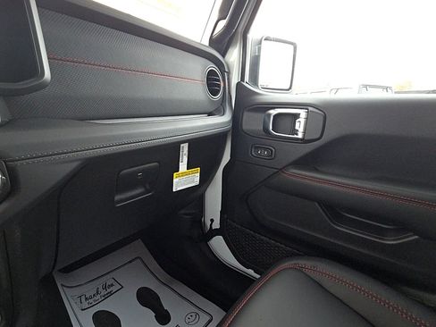 New 2026 Jeep Gladiator Rubicon image 19