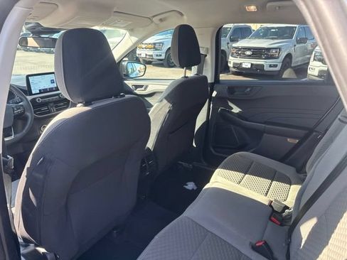Used 2022 Ford Escape SE w/ SE Sport Appearance Package FWD image 21