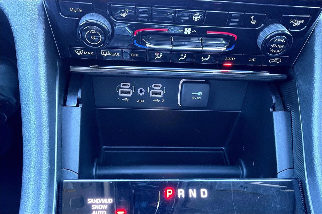 Used 2023 Jeep Grand Cherokee L Limited w/ Rear Seat Video Group I AWD/4WD image 17