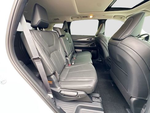 Certified 2026 INFINITI QX60 Luxe w/ Cargo Package FWD image 31