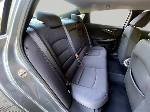 Used 2023 Chevrolet Malibu LT FWD image 24