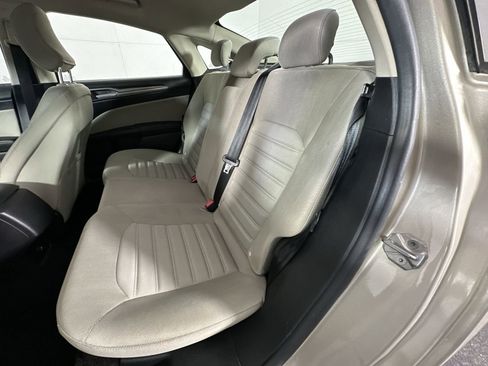 Used 2018 Ford Fusion S FWD image 23