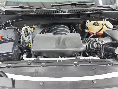 Used 2025 GMC Yukon Elevation RWD image 18