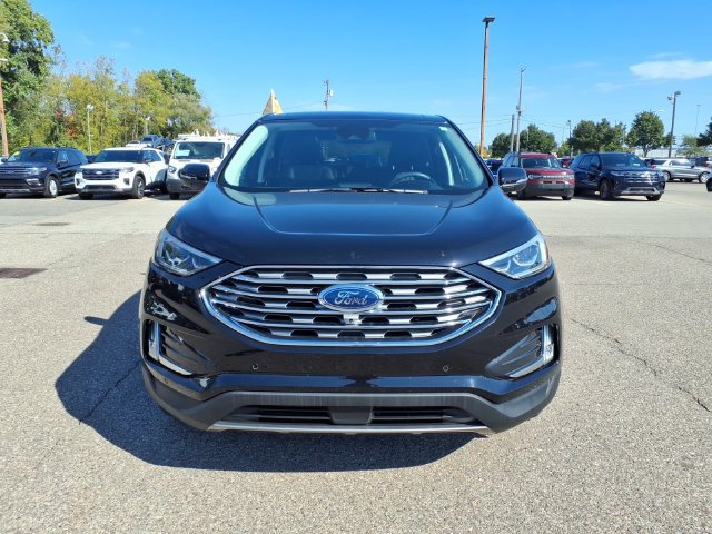 Certified 2024 Ford Edge Titanium w/ Equipment Group 301A AWD/4WD image 2