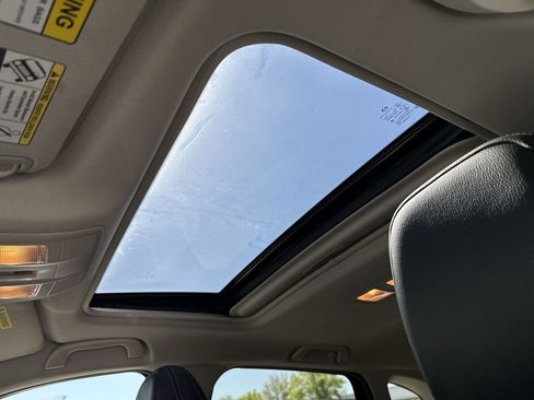 Used 2025 MAZDA CX-5 AWD 2.5 S w/ Preferred Package image 21