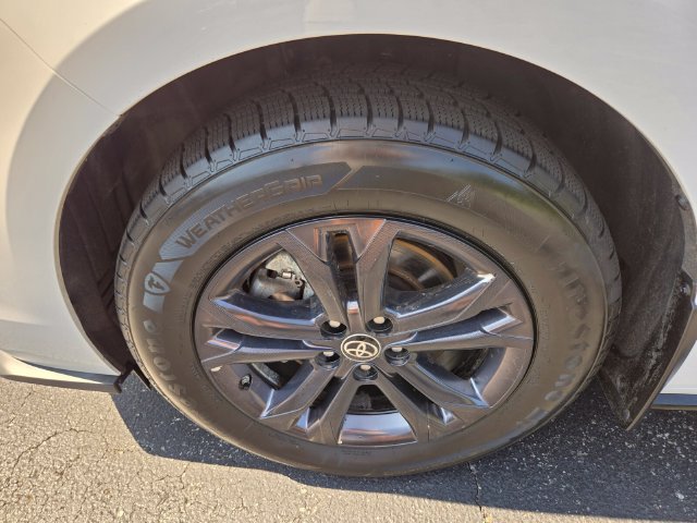 Used 2024 Toyota Sienna XSE w/ XSE Plus Package AWD/4WD image 26