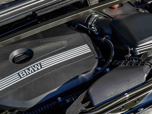 Used 2025 BMW X2 xDrive28i image 30