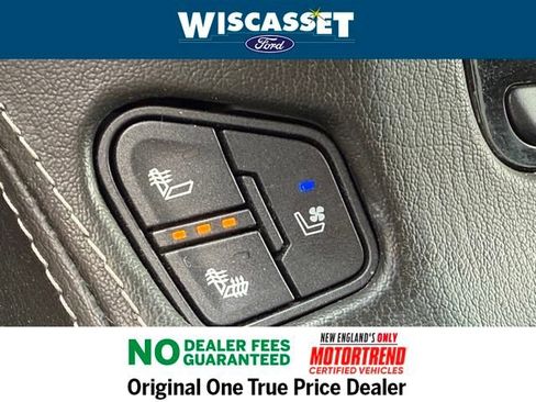 Used 2018 GMC Yukon Denali w/ Open Road Package image 17