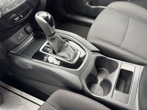 Used 2020 Nissan Rogue Sport S w/ Appearance Package image 19