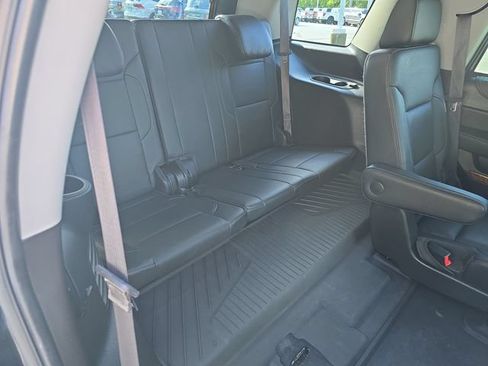 Used 2019 Chevrolet Tahoe Premier AWD/4WD image 14