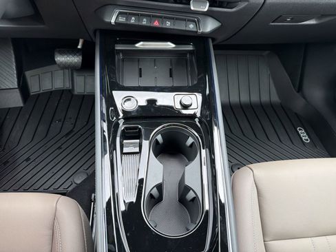 New 2026 Audi Q3 quattro 2.0T AWD/4WD image 26