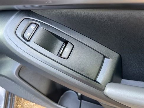 Used 2025 Subaru Impreza 2.0i image 45