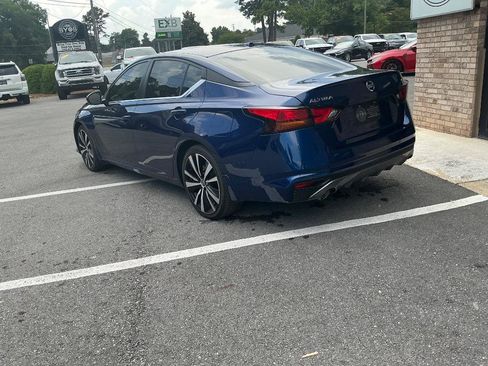 Used 2020 Nissan Altima 2.5 SR FWD image 7