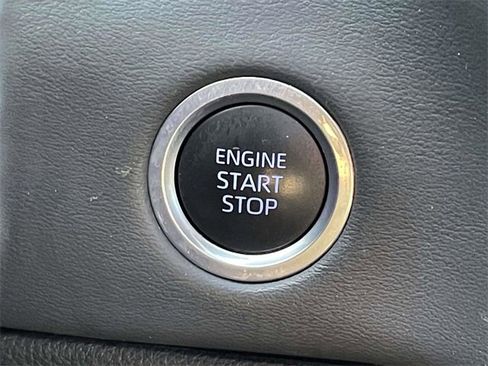 Used 2024 Toyota Tundra Platinum image 27