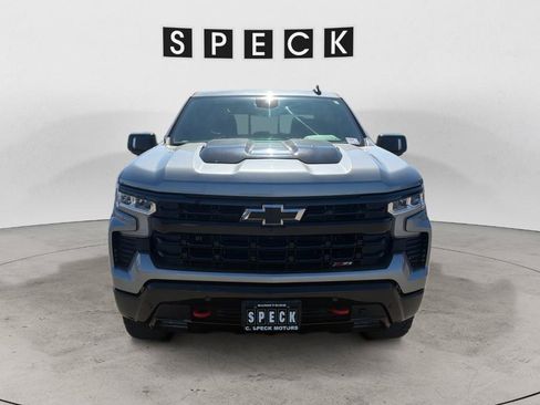 Used 2024 Chevrolet Silverado 1500 LT Trail Boss w/ Convenience Package II AWD/4WD image 2