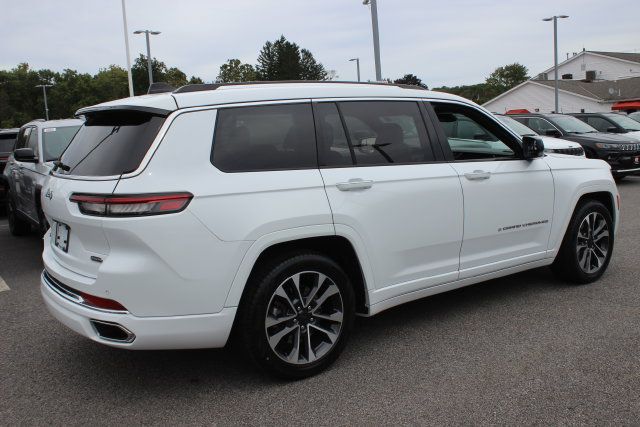 Used 2023 Jeep Grand Cherokee L Overland AWD/4WD image 34