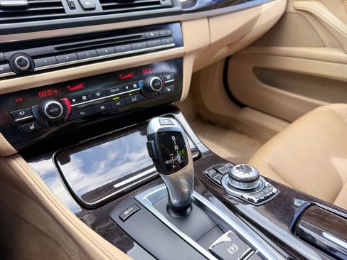 Used 2011 BMW 528i Sedan RWD image 33