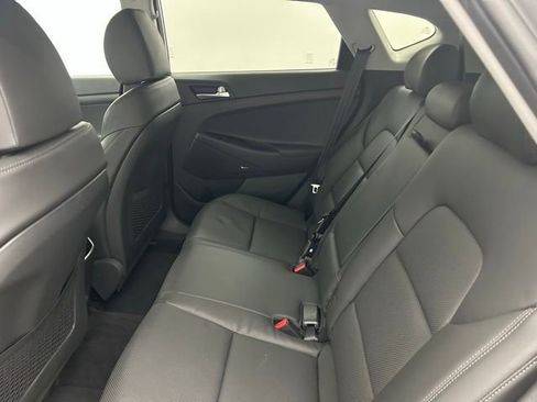 Used 2021 Hyundai Tucson Limited image 34