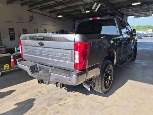 Used 2022 Ford F250 XLT w/ Black Appearance Package AWD/4WD image 7