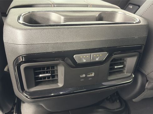 Used 2023 GMC Sierra 1500 AT4 w/ AT4 Premium Package AWD/4WD image 19