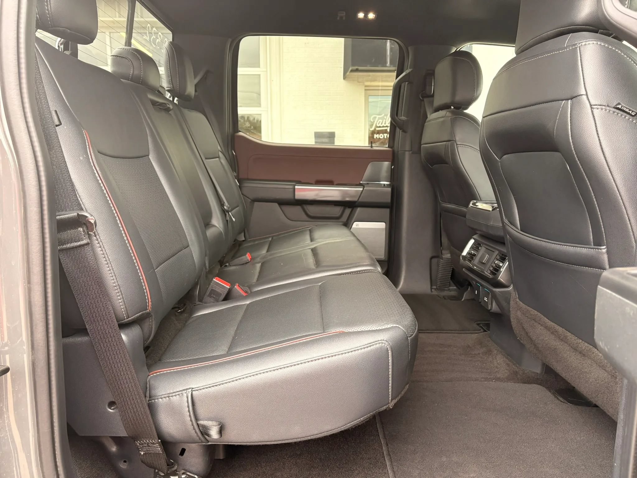 Used 2021 Ford F150 Lariat AWD/4WD image 10
