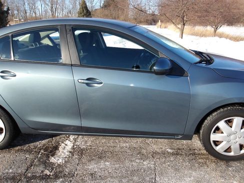 Used 2011 MAZDA MAZDA3 i Sport image 29