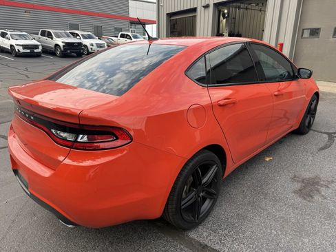 Used 2015 Dodge Dart SXT FWD image 4