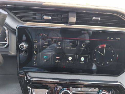 Used 2025 GMC Sierra 2500 AT4 w/ AT4 Premium Plus Package AWD/4WD image 28