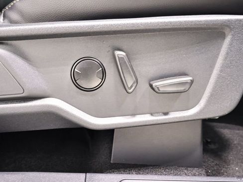 New 2026 Ford Bronco Badlands image 13