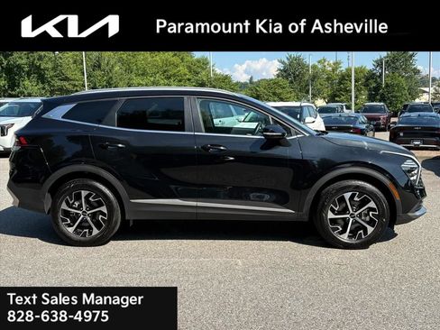 Certified 2025 Kia Sportage EX AWD/4WD image 6