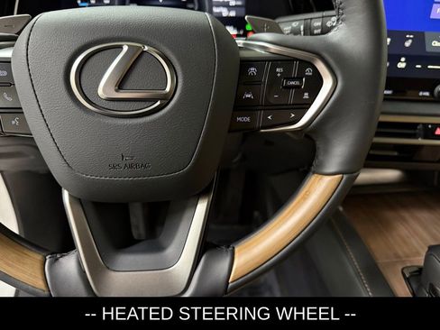 Certified 2025 Lexus RX 350h w/ Kick Sensor & Tow Package AWD/4WD image 11