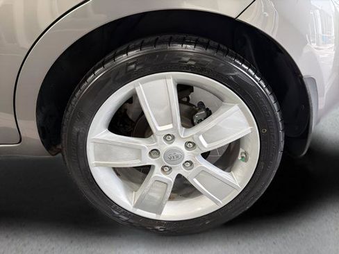 Used 2010 Kia Soul ! FWD image 34