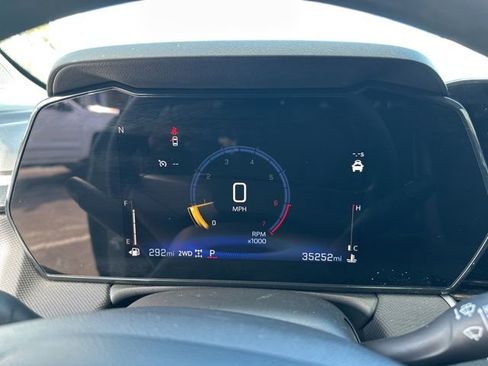 Used 2025 Chevrolet TrailBlazer LT image 16