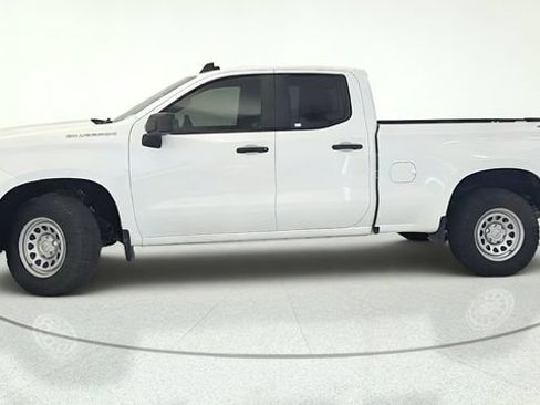 Used 2023 Chevrolet Silverado 1500 W/T w/ WT Value Package AWD/4WD image 4