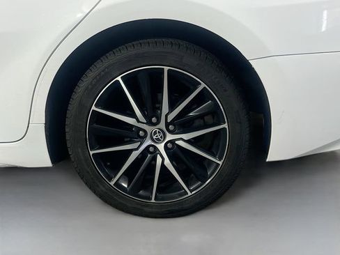Used 2024 Toyota Camry SE FWD image 30