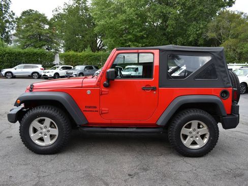 Used 2016 Jeep Wrangler Sport w/ Quick Order Package 24S AWD/4WD image 3