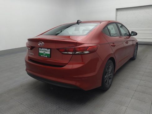 Used 2017 Hyundai Elantra SE image 9