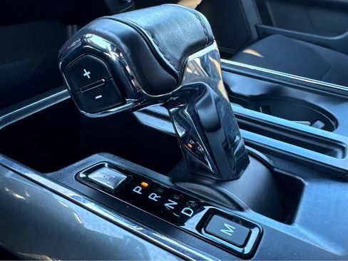 Used 2022 Ford F150 XLT w/ Equipment Group 302A High image 16