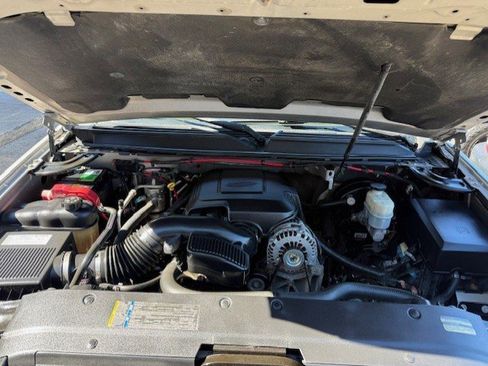 Used 2008 GMC Yukon Denali image 9